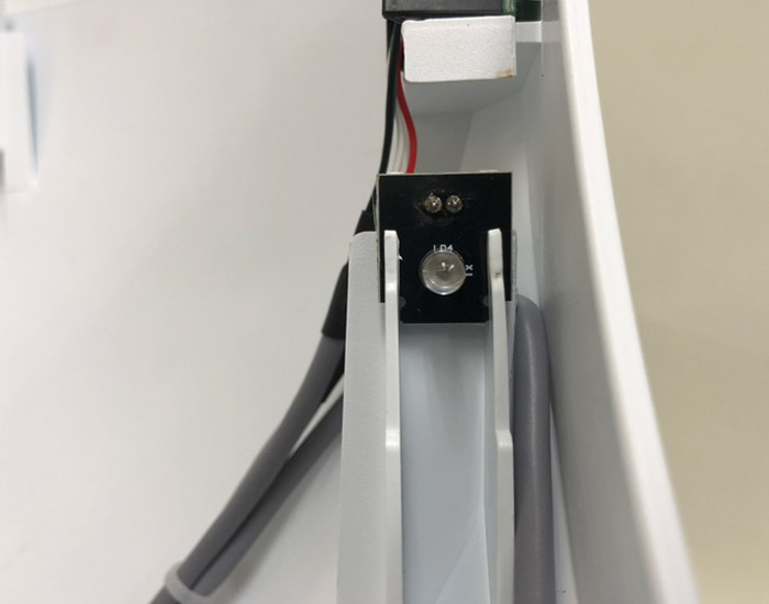 サークルゼロランプが2個点灯し続ける