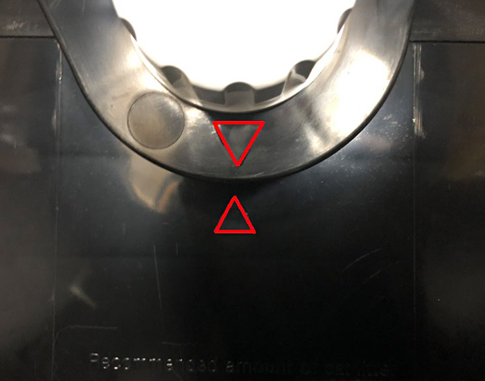 クシが勝手に垂れ下がってしまう