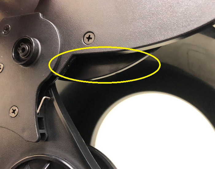 サークルゼロドームの裏蓋が開きっぱなしになる