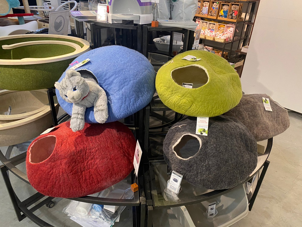ねこにすと仙台フォーラスで商品を展示・販売中 | 株式会社オー